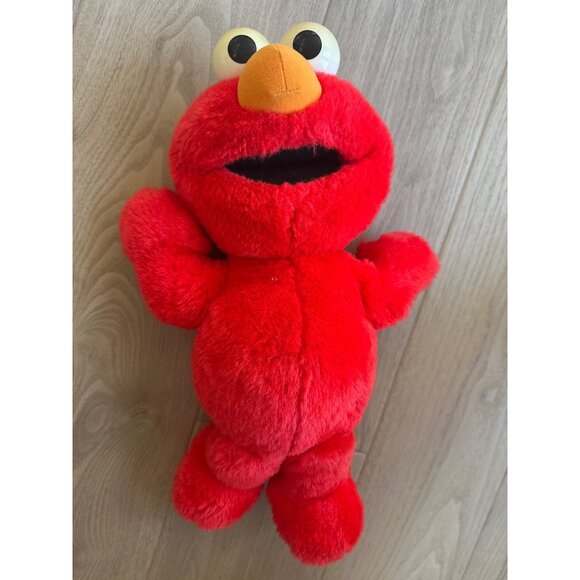 Vintage 1997 Tyco Tickle Me Elmo Plush Toy 10" Soft Red Sesame Street Collectibl - Picture 1 of 4